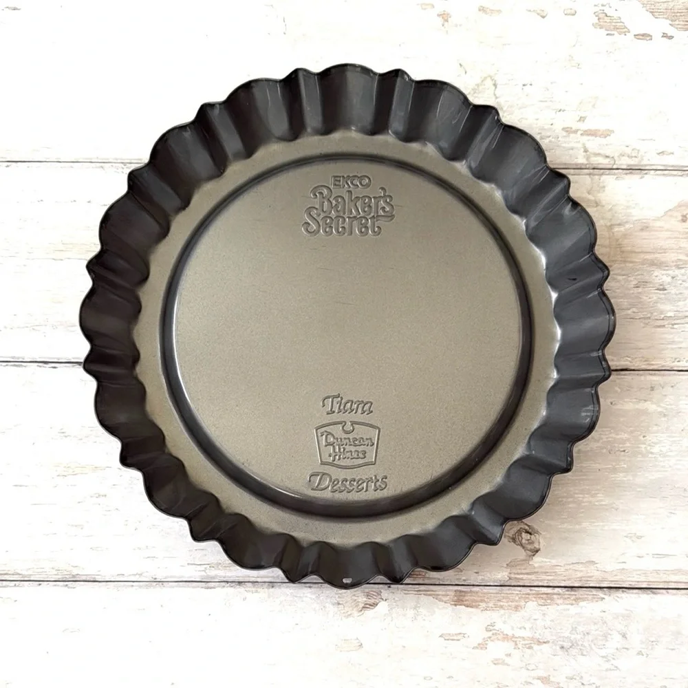 Duncan Hines Pie Tin Baking Pan Dish Tiara Desserts Ekco Bakers Secrets